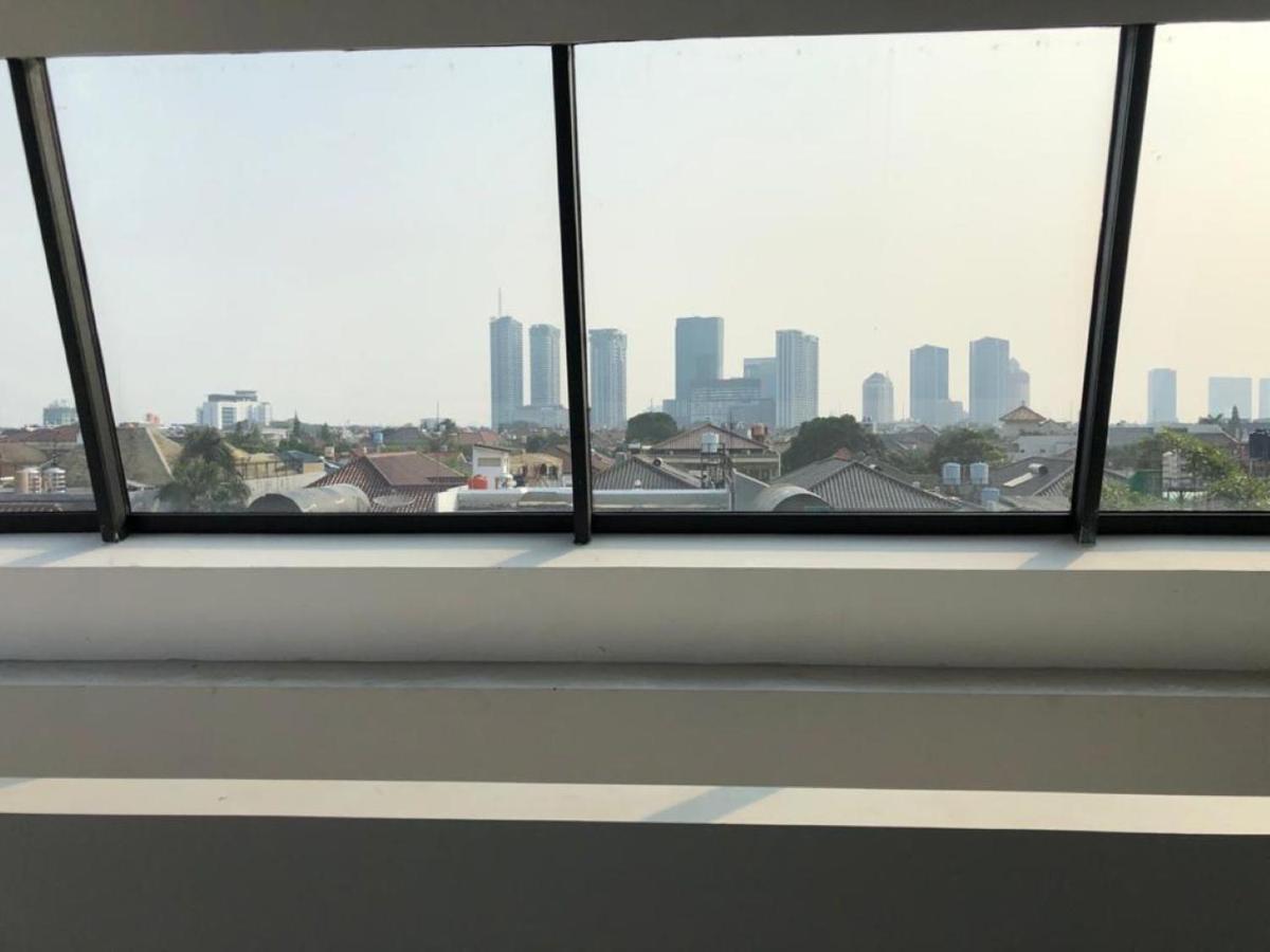 Cozy Puri Hotel Jakarta Ngoại thất bức ảnh