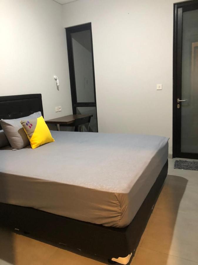 Cozy Puri Hotel Jakarta Ngoại thất bức ảnh
